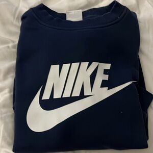 Girls Nike crewneck